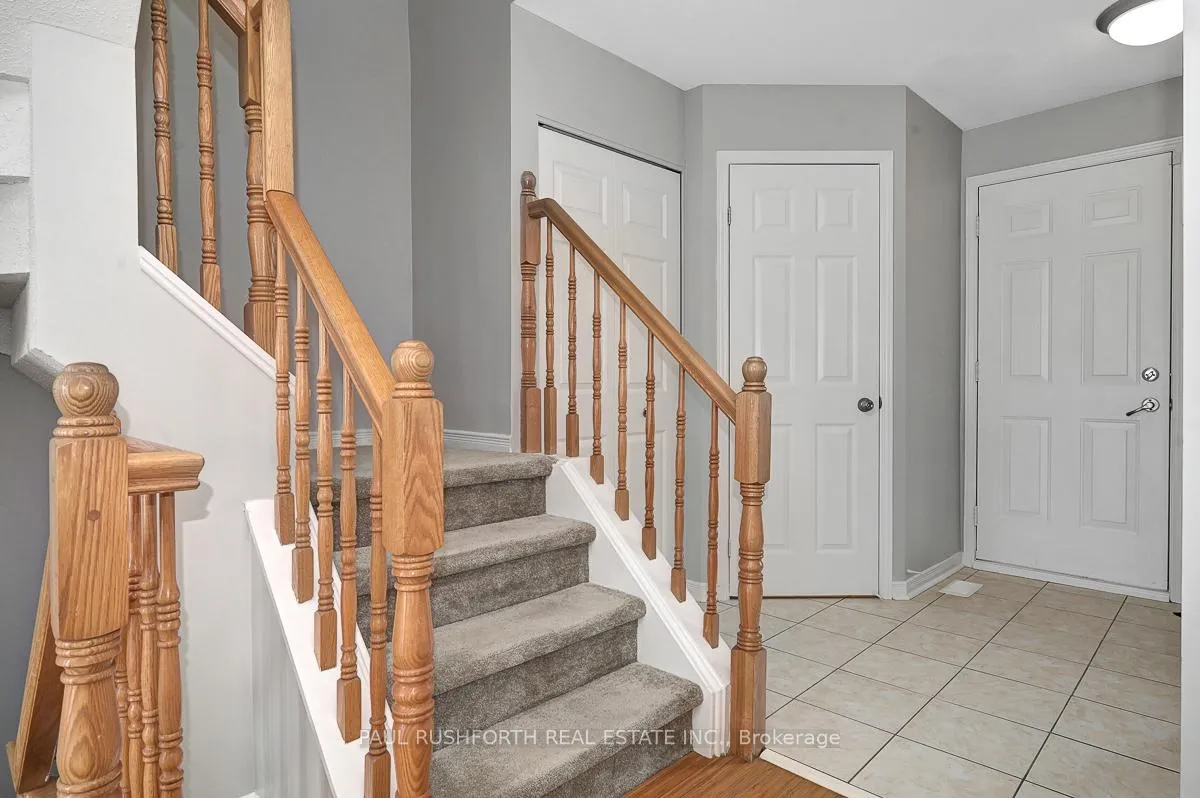 Photo 4 of 1091 Ballantyne Drive, Ottawa, Fallingbrook/Gardenway South — HOMEH