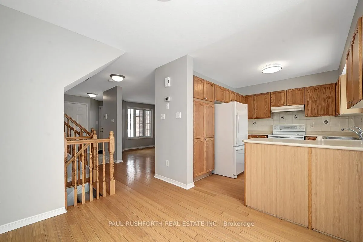 Photo 10 of 1091 Ballantyne Drive, Ottawa, Fallingbrook/Gardenway South — HOMEH