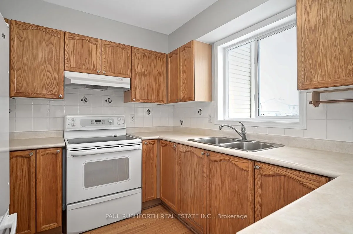 Photo 16 of 1091 Ballantyne Drive, Ottawa, Fallingbrook/Gardenway South — HOMEH