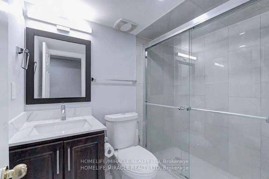 Photo 5 of Unit Basement, 4 Dalia Street, Brampton, Credit Valley — HOMEH