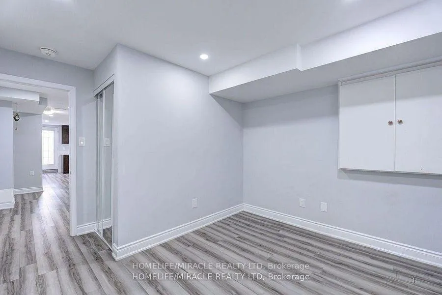 Photo 7 of Unit Basement, 4 Dalia Street, Brampton, Credit Valley — HOMEH