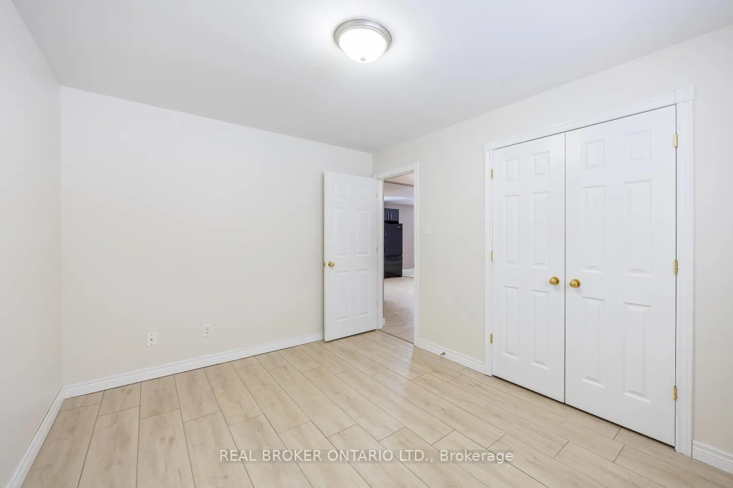 Photo 14 of Unit Lower, 2560 Denure Drive, Peterborough, Monaghan Ward 2 — HOMEH