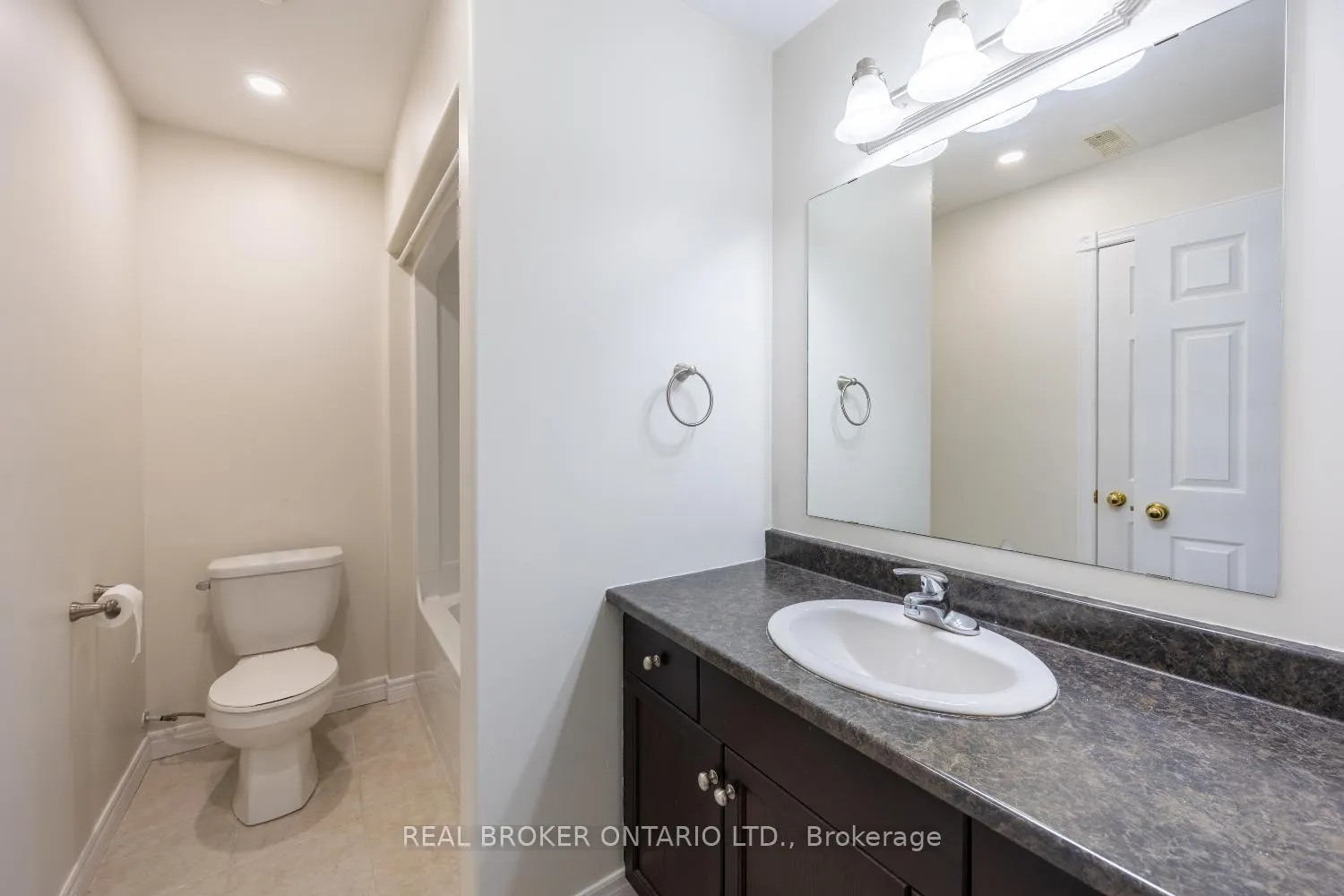 Photo 16 of Unit Lower, 2560 Denure Drive, Peterborough, Monaghan Ward 2 — HOMEH