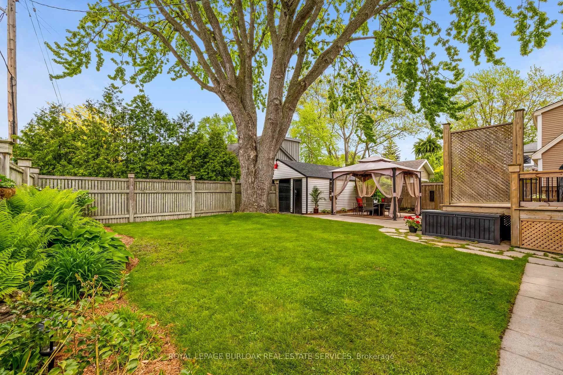 Photo 34 of 605 Emerald Street, Burlington, Brant — HOMEH