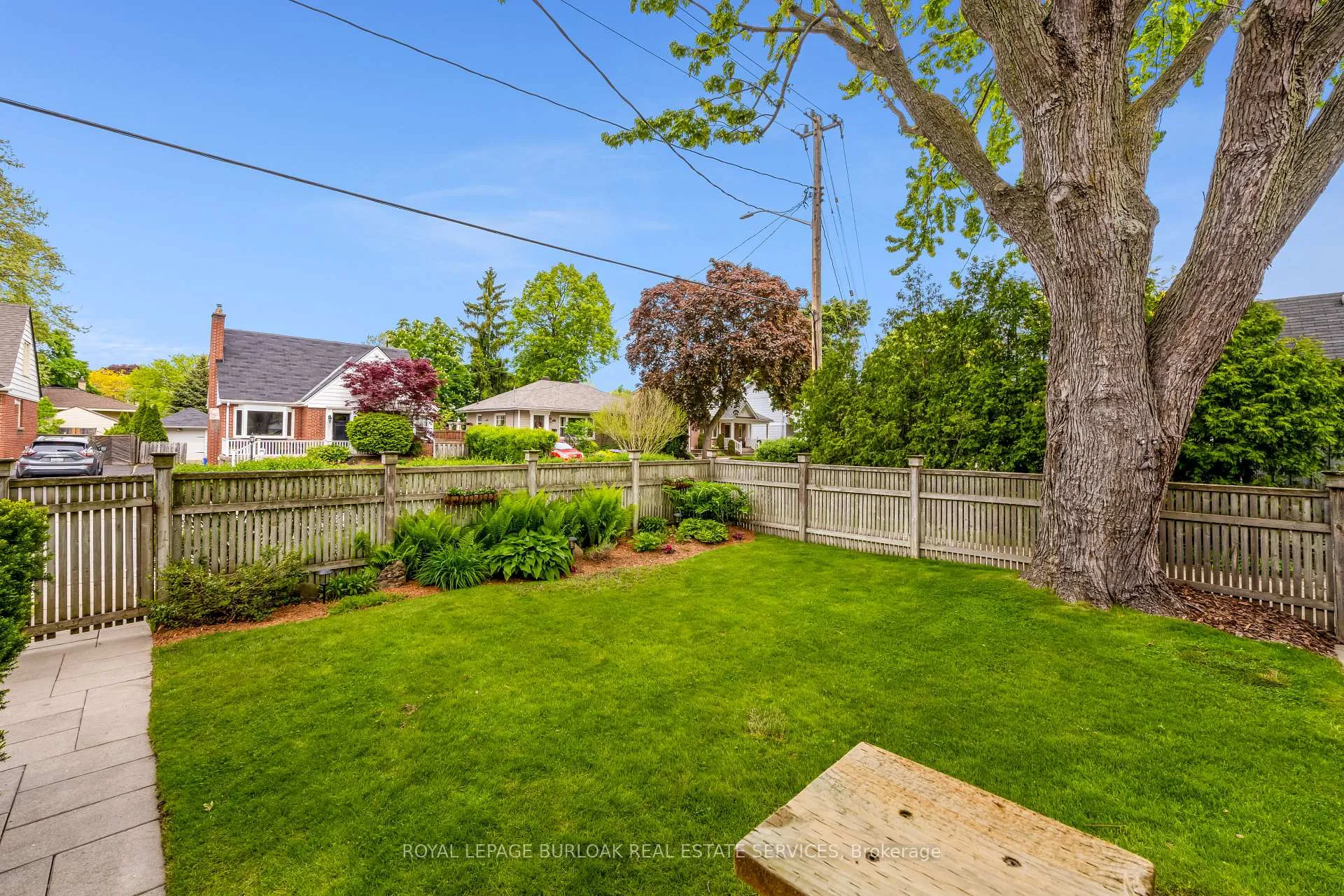 Photo 38 of 605 Emerald Street, Burlington, Brant — HOMEH