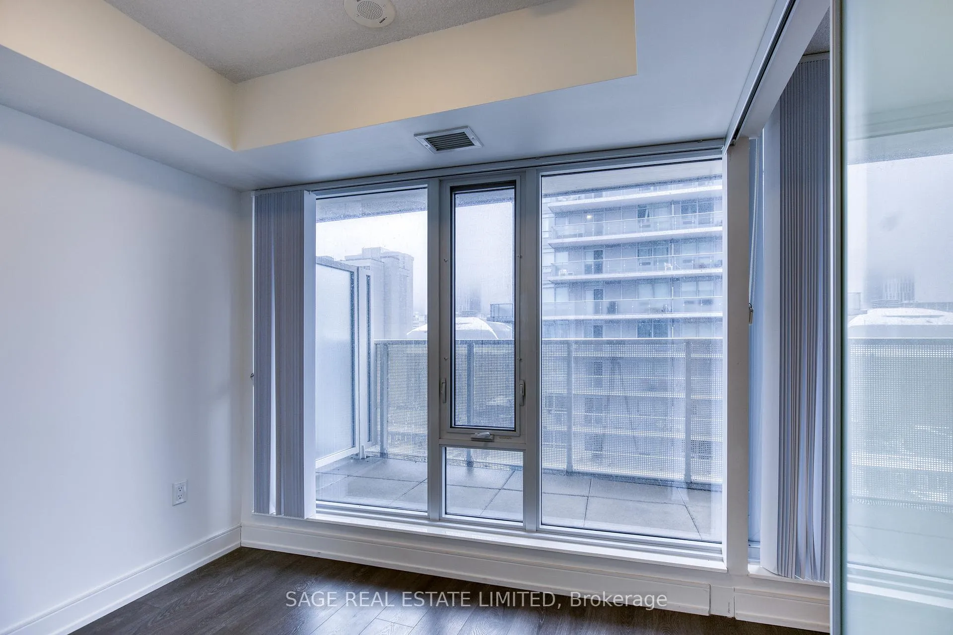 Photo 11 of Unit 1003, 89 McGill Street, Toronto, Church-Yonge Corridor — HOMEH