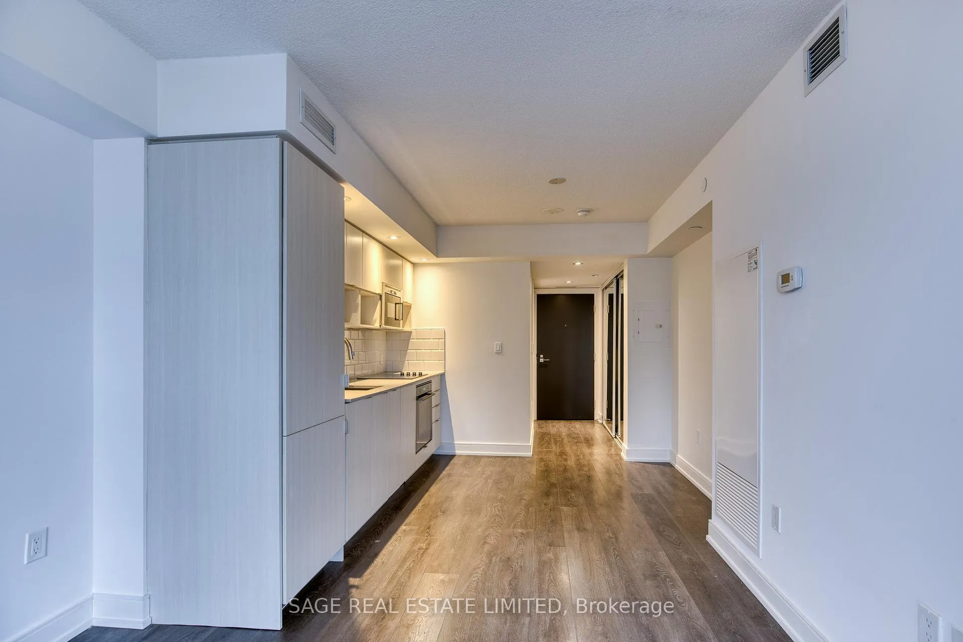Photo 14 of Unit 1003, 89 McGill Street, Toronto, Church-Yonge Corridor — HOMEH