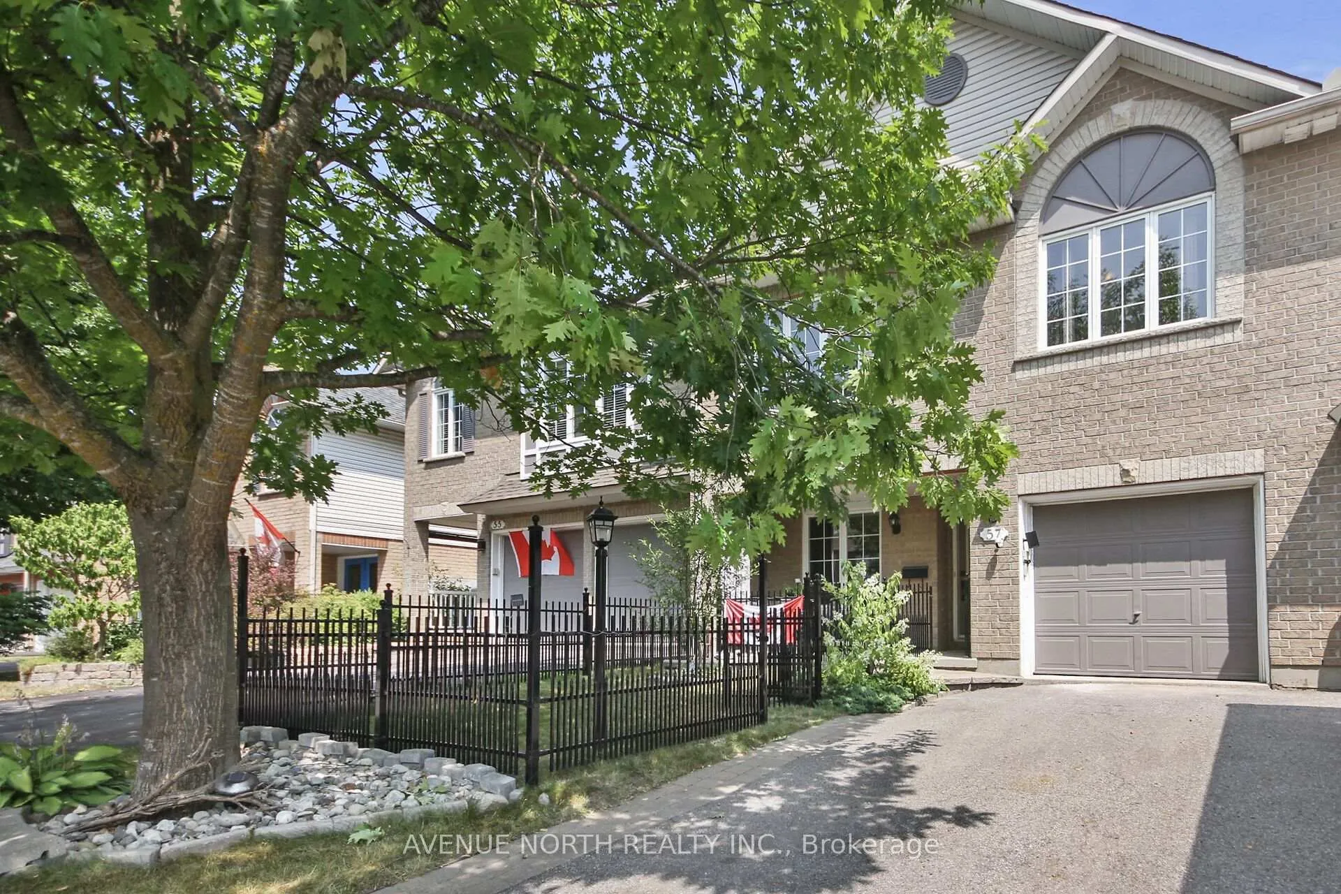Photo 3 of 57 Macassa Circle, Ottawa, Kanata - Kanata Lakes/Heritage Hills — HOMEH