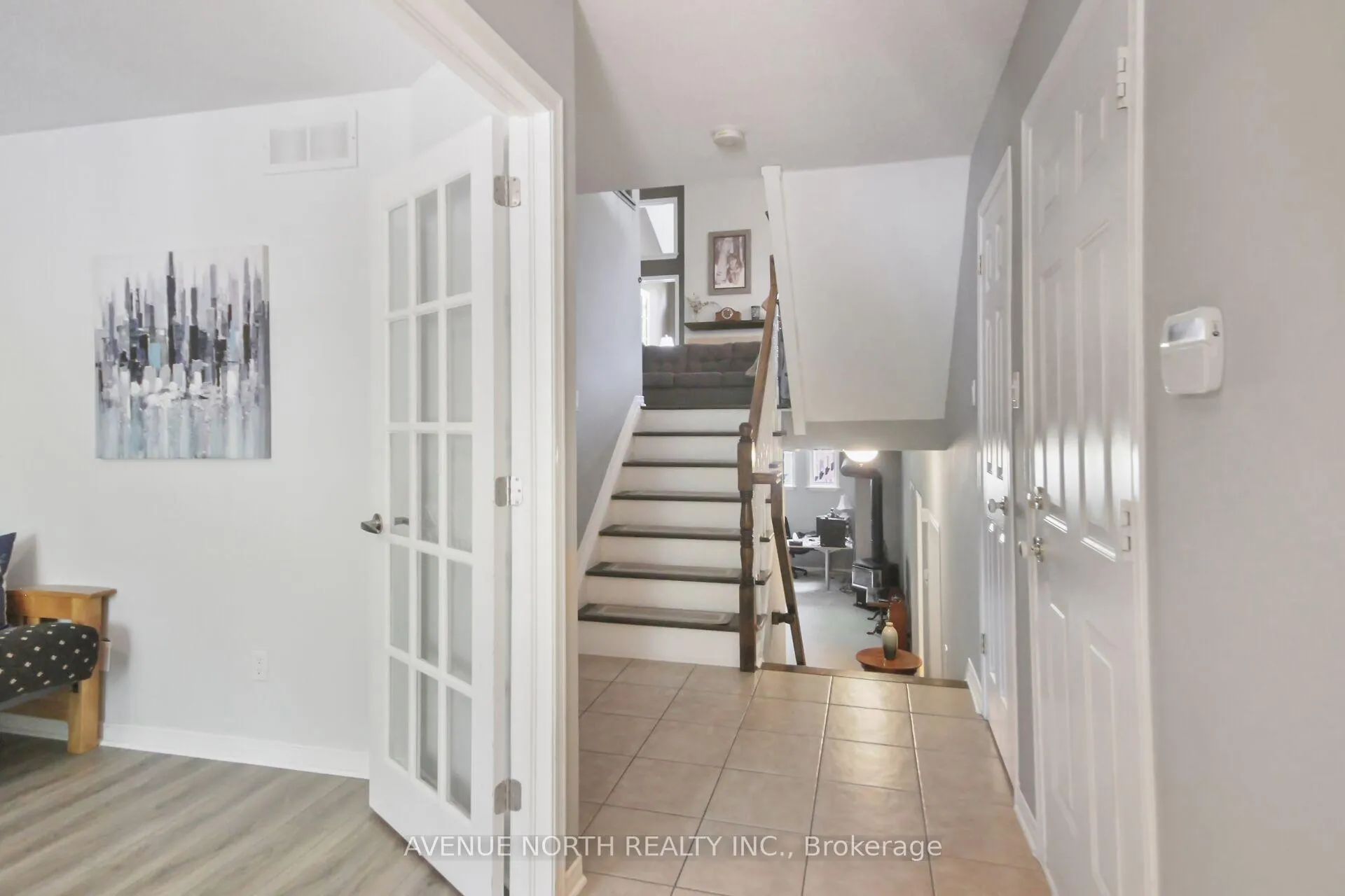 Photo 9 of 57 Macassa Circle, Ottawa, Kanata - Kanata Lakes/Heritage Hills — HOMEH