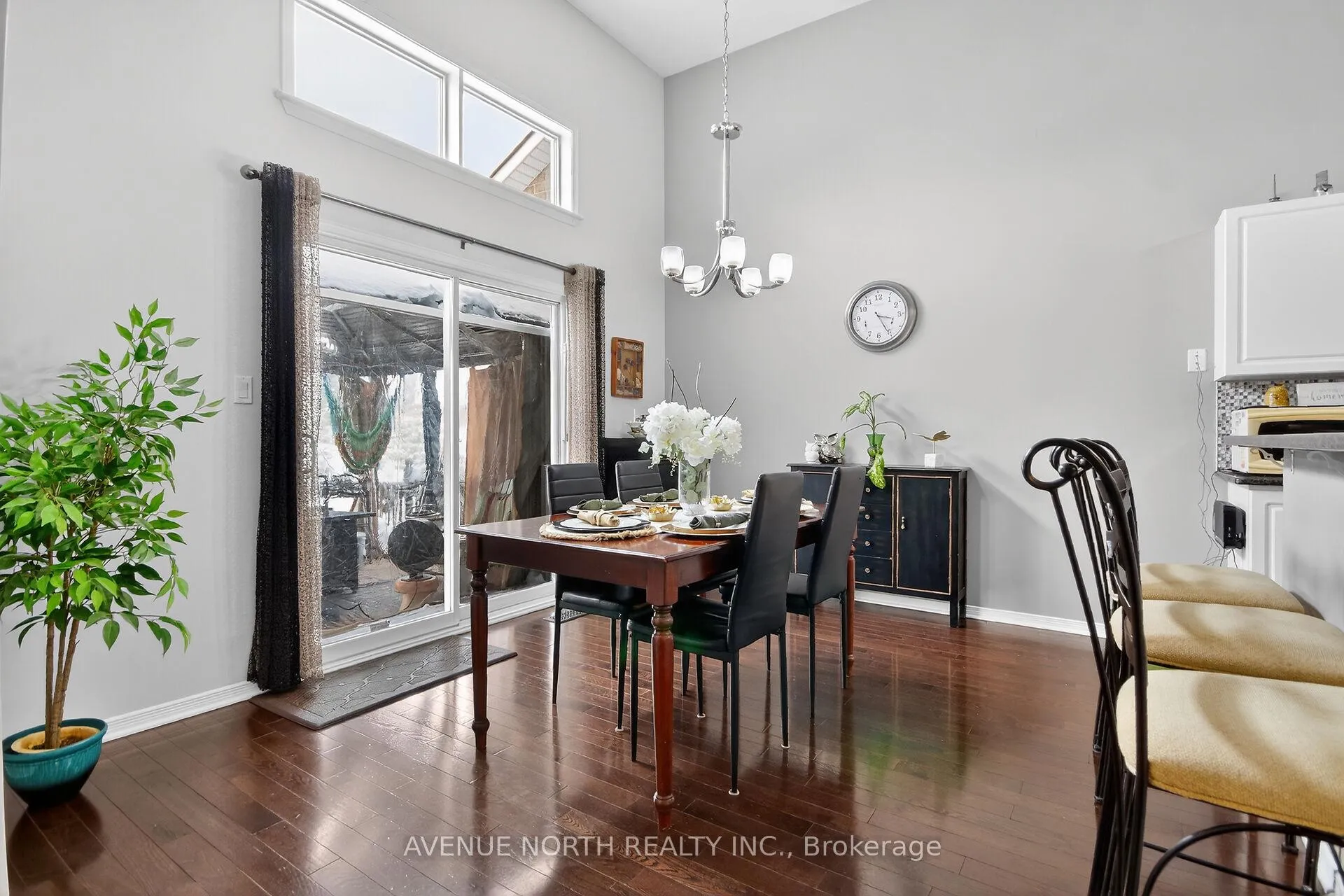 Photo 19 of 57 Macassa Circle, Ottawa, Kanata - Kanata Lakes/Heritage Hills — HOMEH
