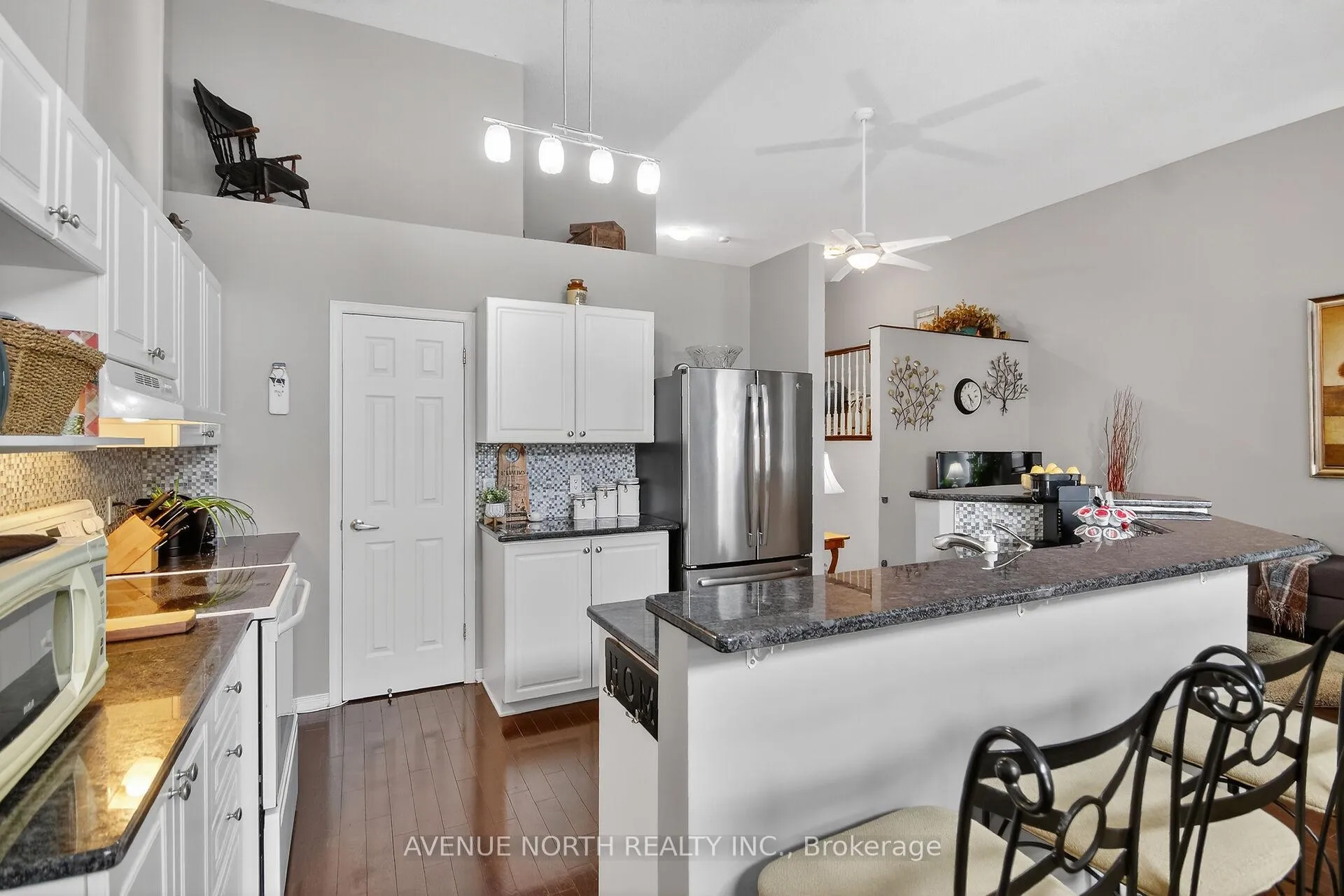 Photo 20 of 57 Macassa Circle, Ottawa, Kanata - Kanata Lakes/Heritage Hills — HOMEH