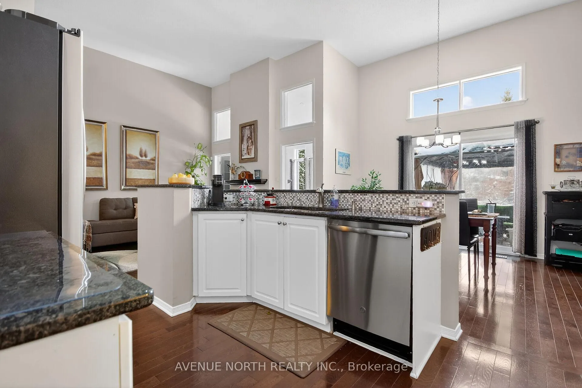 Photo 22 of 57 Macassa Circle, Ottawa, Kanata - Kanata Lakes/Heritage Hills — HOMEH
