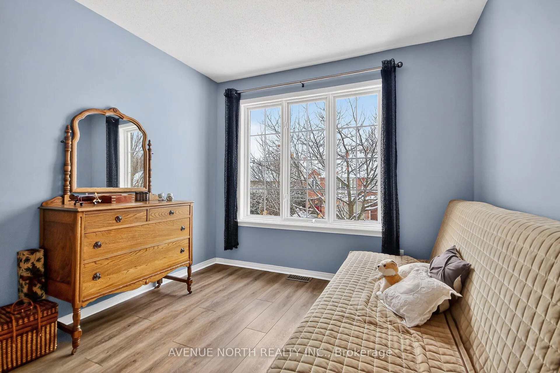 Photo 28 of 57 Macassa Circle, Ottawa, Kanata - Kanata Lakes/Heritage Hills — HOMEH