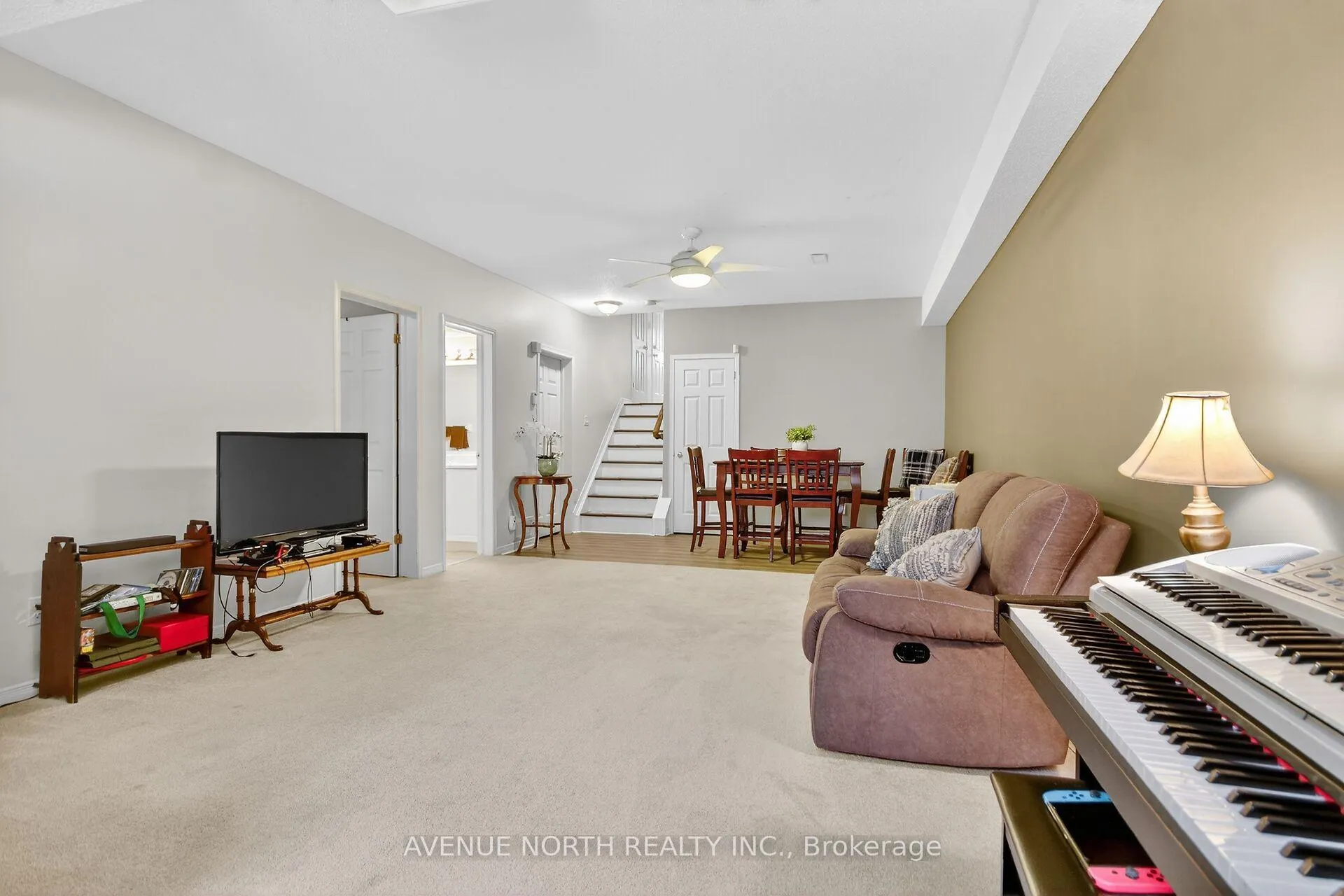 Photo 36 of 57 Macassa Circle, Ottawa, Kanata - Kanata Lakes/Heritage Hills — HOMEH