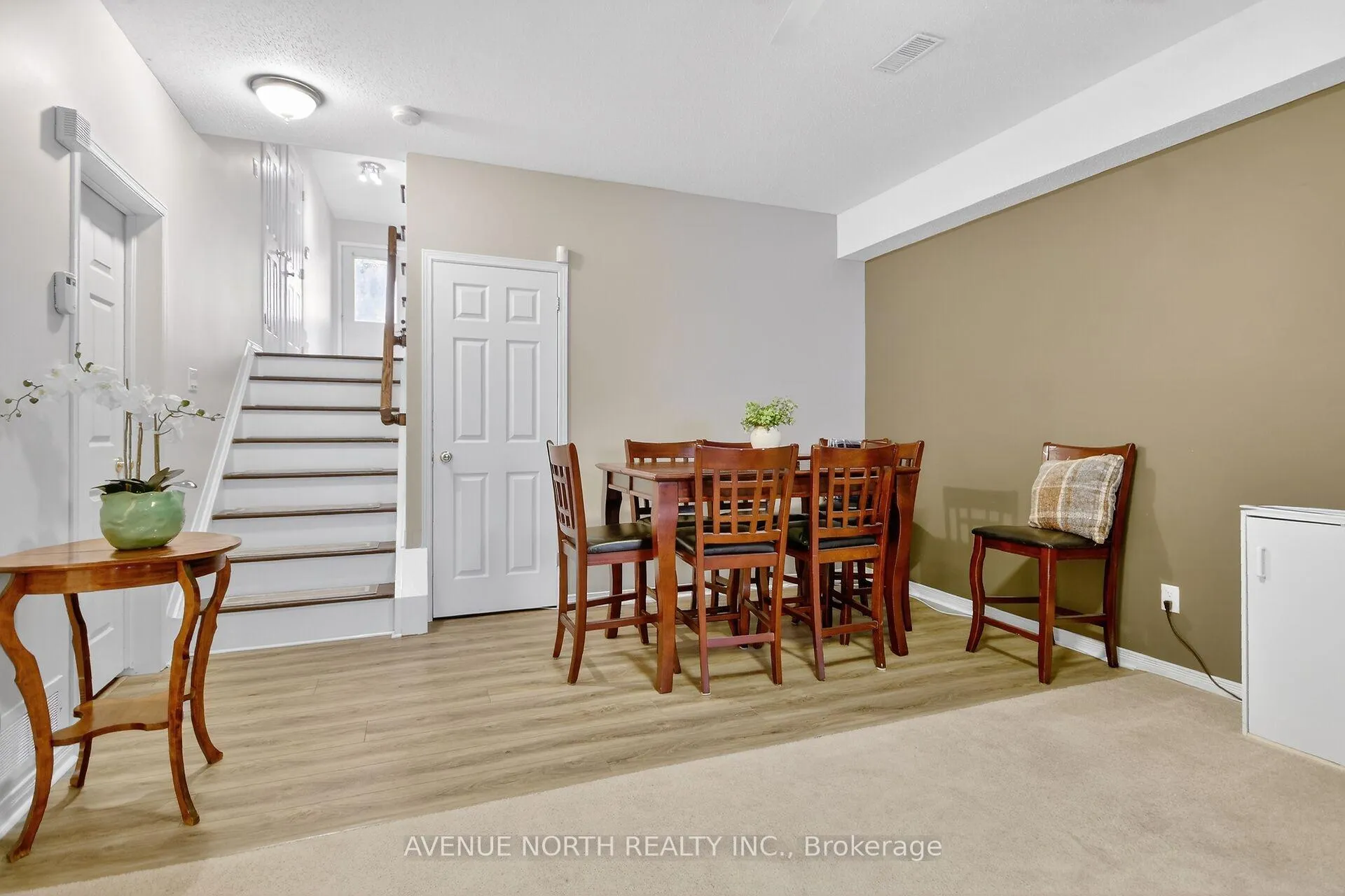 Photo 37 of 57 Macassa Circle, Ottawa, Kanata - Kanata Lakes/Heritage Hills — HOMEH