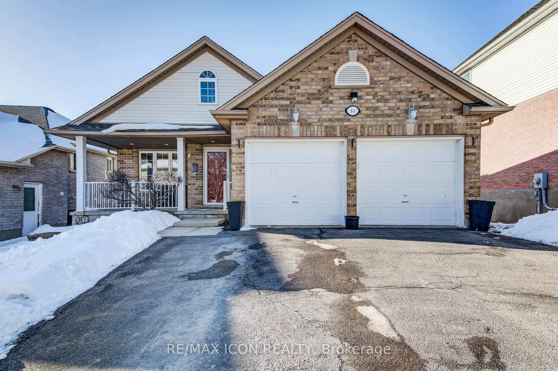 Front of 84 Endeavour Drive