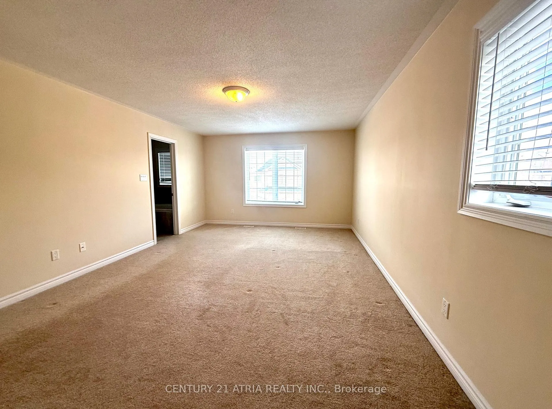 Photo 5 of 10491 Woodbine Avenue, Markham, Cathedraltown — HOMEH