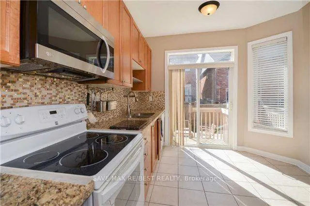 Photo 11 of 92 Silent Pond Crescent, Brampton, Madoc — HOMEH