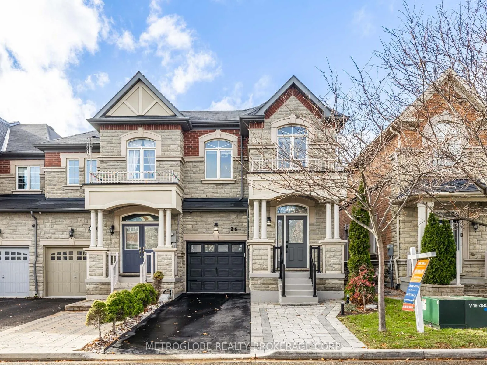Photo 1 of 26 Spruce Pine Crescent, Vaughan, Patterson — HOMEH