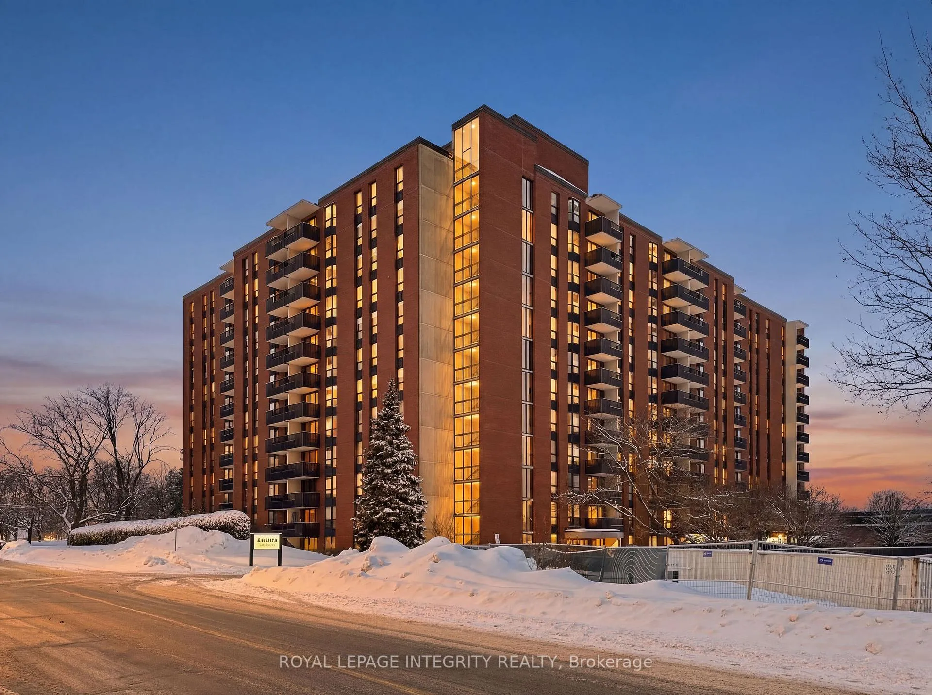 Photo 1 of Unit 305, 2951 Riverside Drive, Ottawa, Mooneys Bay/Riverside Park — HOMEH