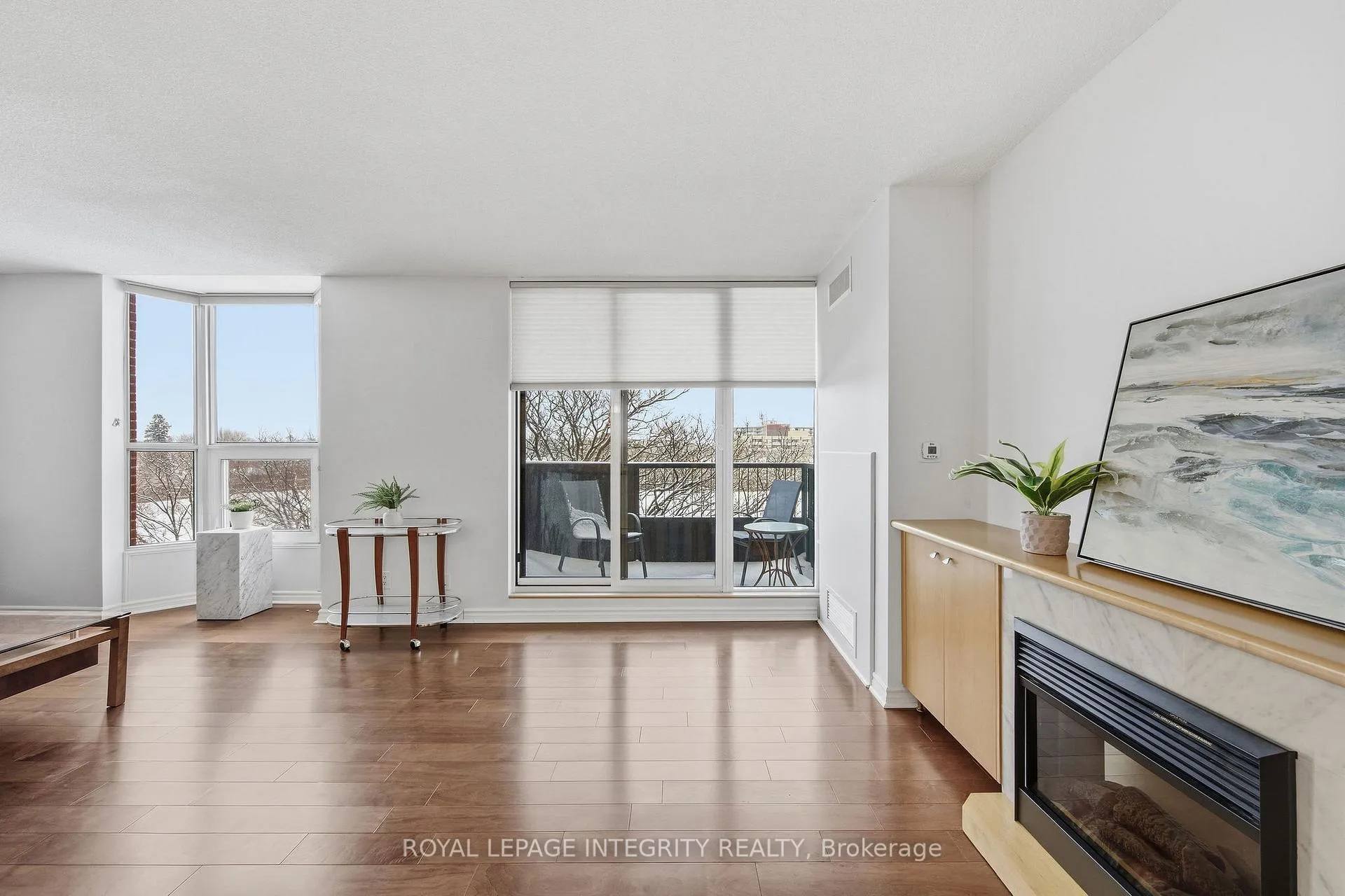 Photo 15 of Unit 305, 2951 Riverside Drive, Ottawa, Mooneys Bay/Riverside Park — HOMEH
