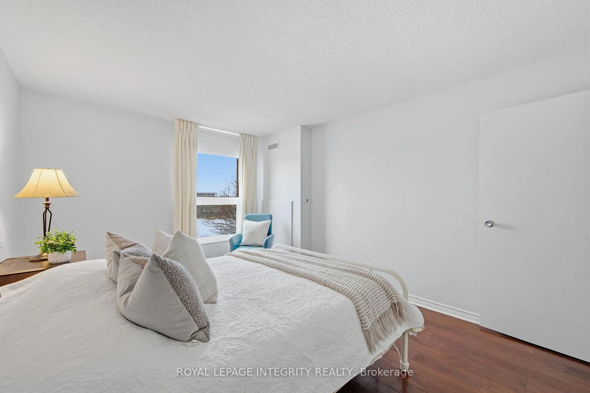 Photo 37 of Unit 305, 2951 Riverside Drive, Ottawa, Mooneys Bay/Riverside Park — HOMEH