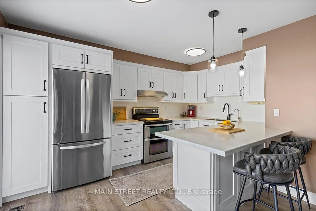 Photo 6 of 26 John W Taylor Avenue, New Tecumseth, Alliston — HOMEH