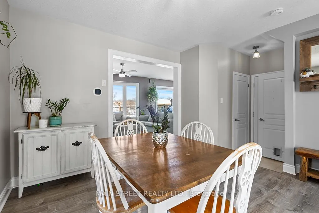 Photo 14 of 26 John W Taylor Avenue, New Tecumseth, Alliston — HOMEH