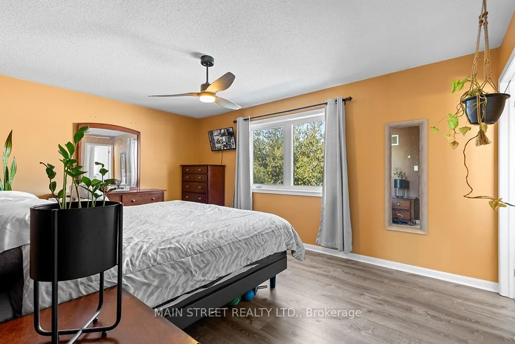 Photo 15 of 26 John W Taylor Avenue, New Tecumseth, Alliston — HOMEH