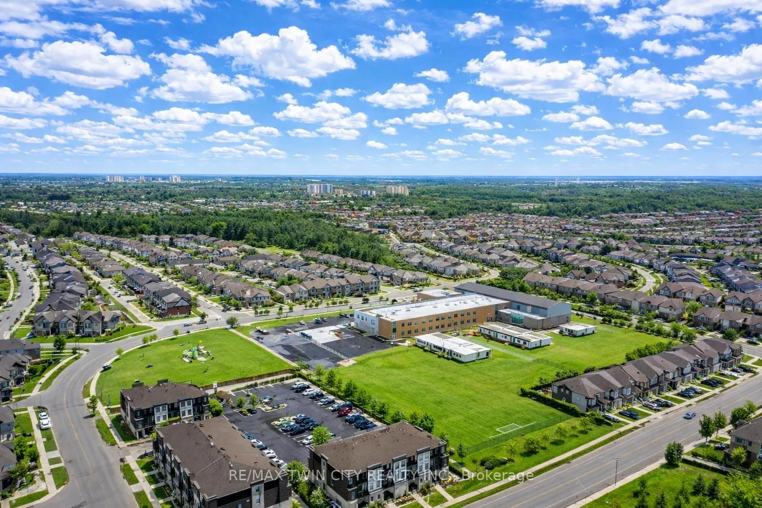 Photo 31 of Unit 1F, 155 Thomas Slee Drive, Kitchener — HOMEH