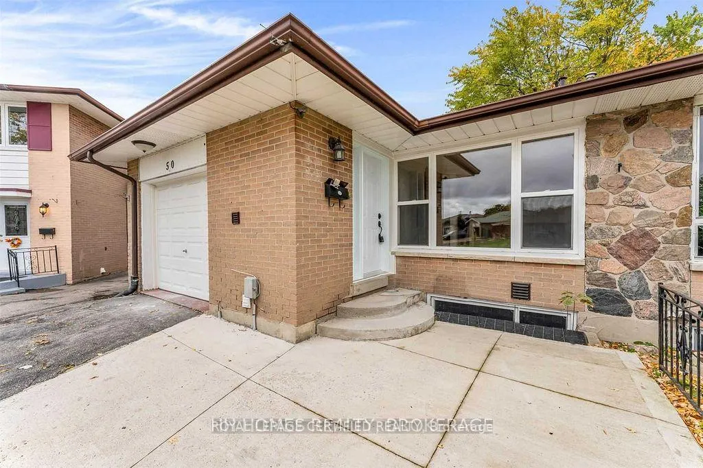 Photo 2 of 50 Wilton Drive, Brampton, Bram East — HOMEH