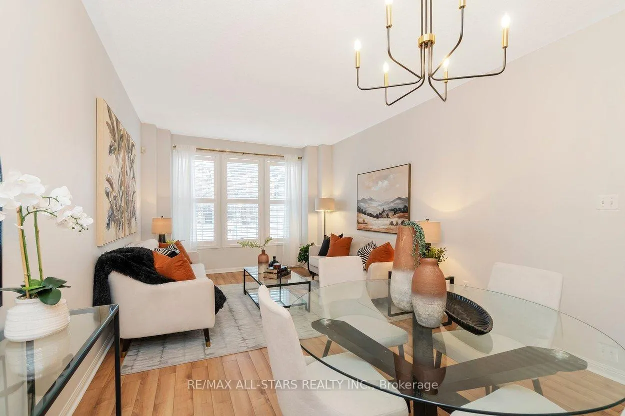 Photo 5 of 33 Christian Reesor Park Avenue, Markham, Cornell — HOMEH