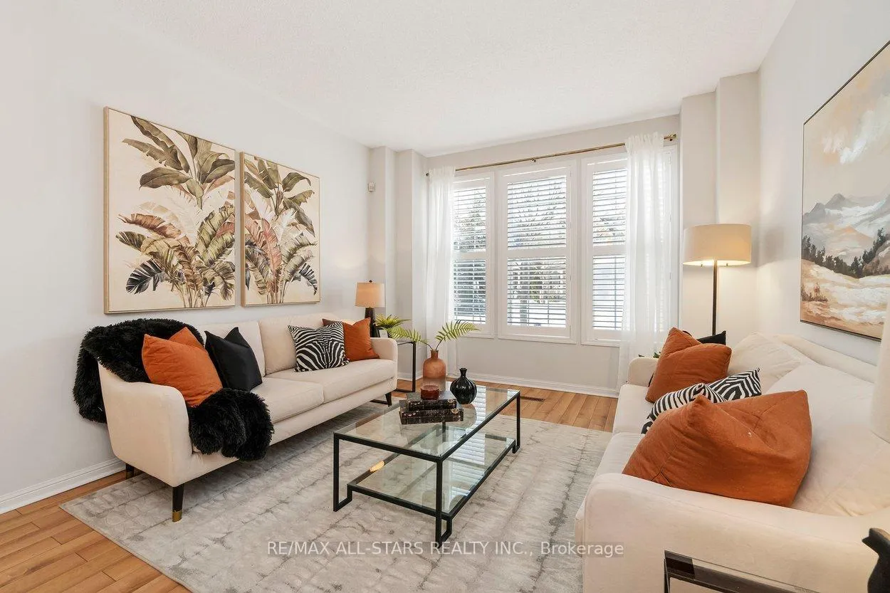 Photo 6 of 33 Christian Reesor Park Avenue, Markham, Cornell — HOMEH
