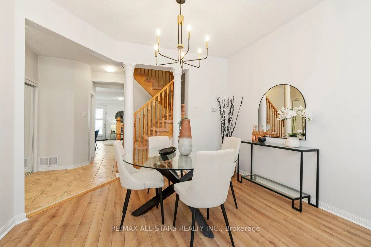 Photo 11 of 33 Christian Reesor Park Avenue, Markham, Cornell — HOMEH
