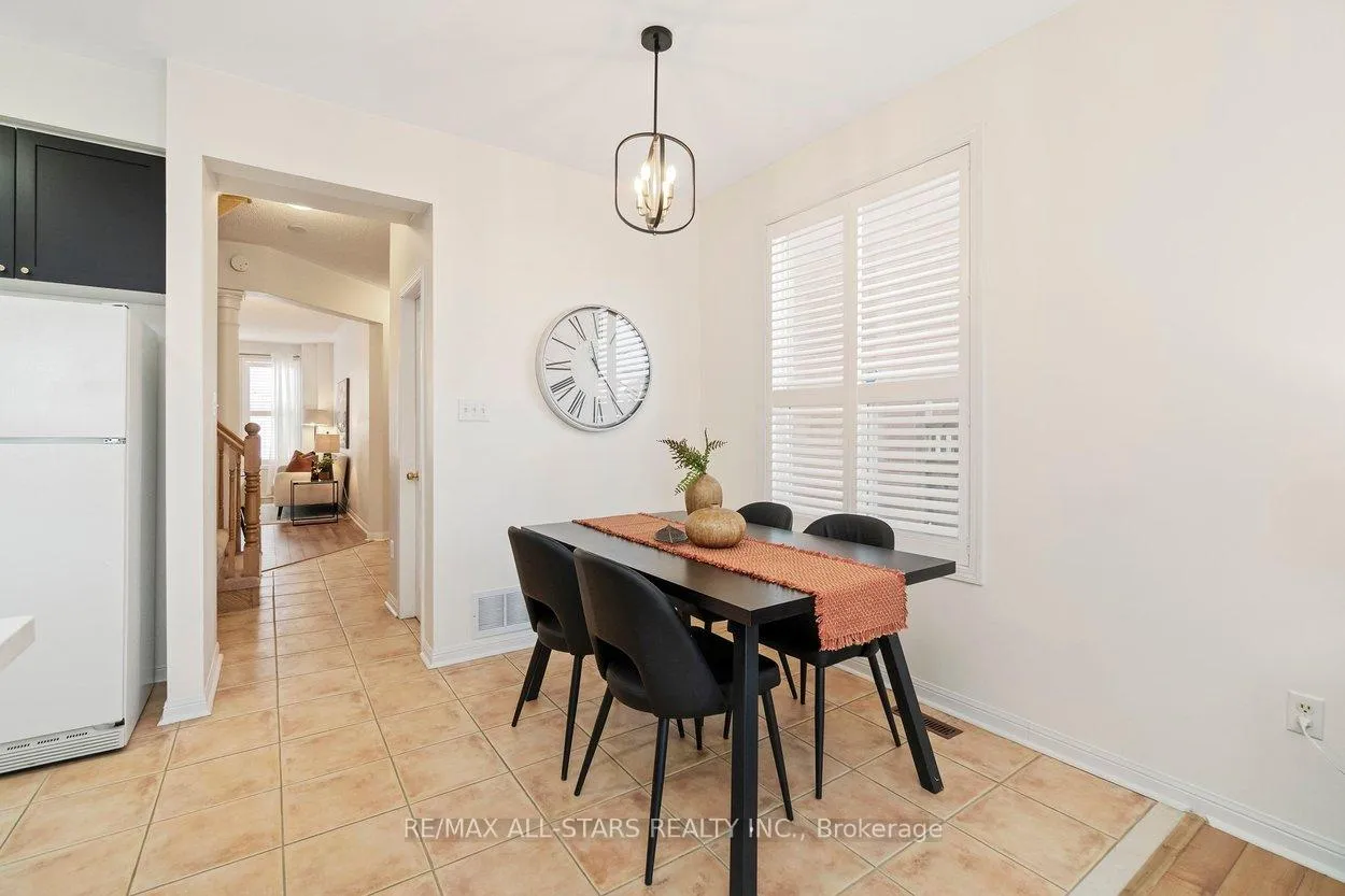 Photo 16 of 33 Christian Reesor Park Avenue, Markham, Cornell — HOMEH