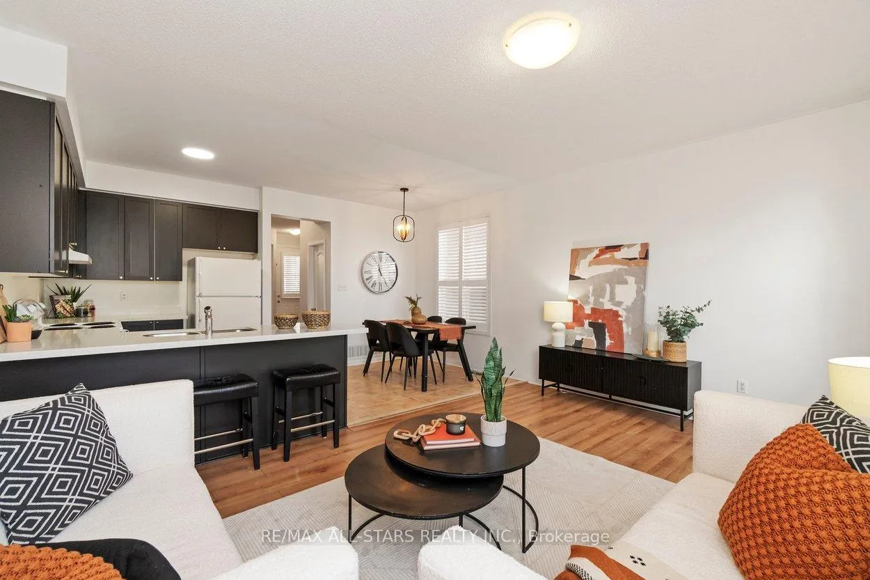 Photo 27 of 33 Christian Reesor Park Avenue, Markham, Cornell — HOMEH