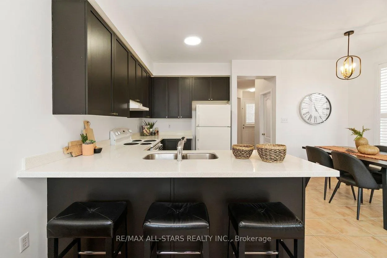 Photo 28 of 33 Christian Reesor Park Avenue, Markham, Cornell — HOMEH