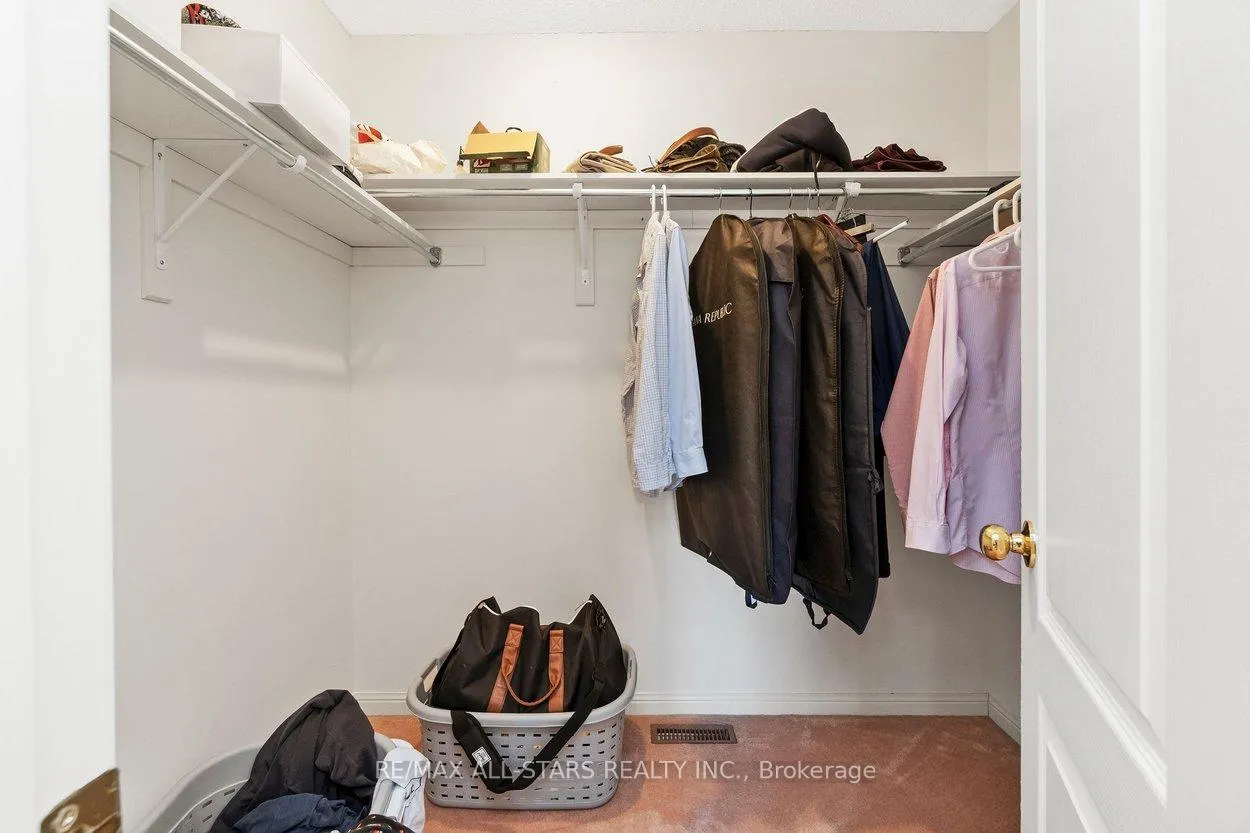 Photo 34 of 33 Christian Reesor Park Avenue, Markham, Cornell — HOMEH