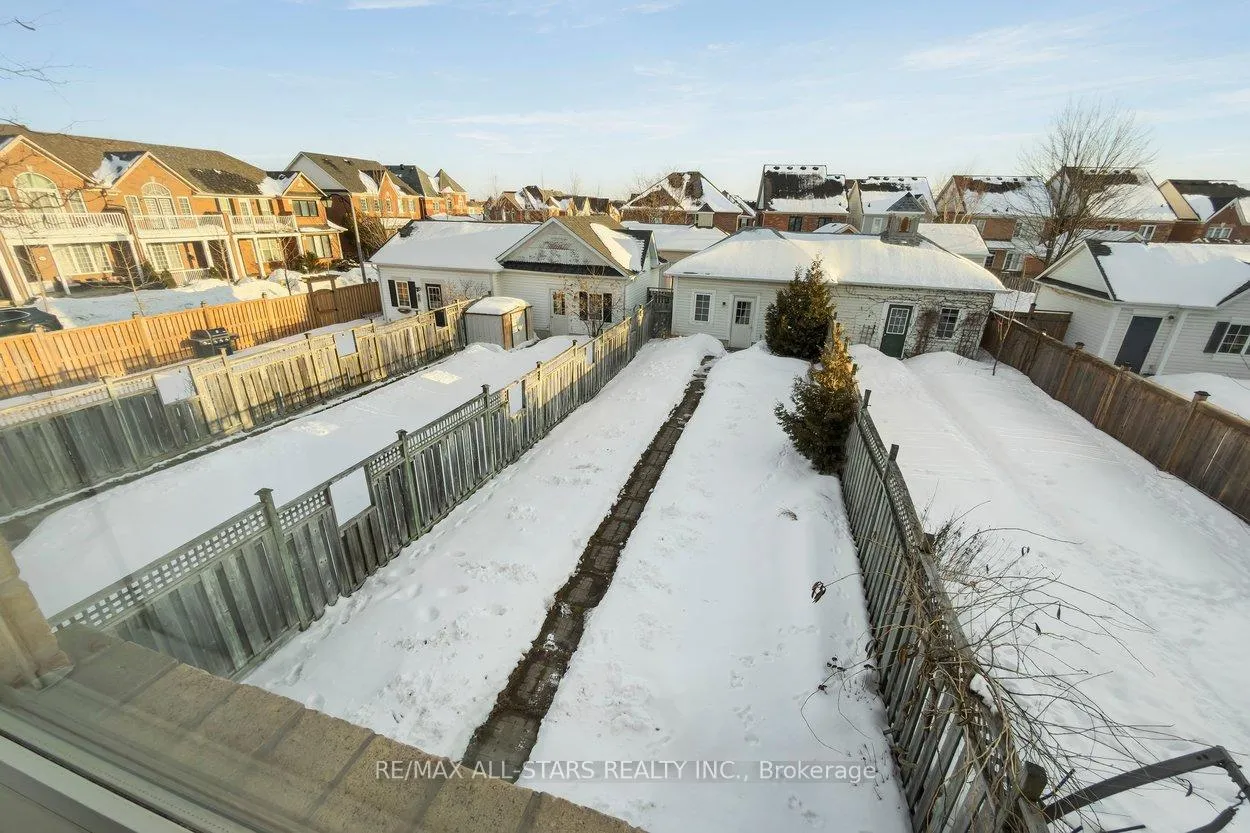 Photo 44 of 33 Christian Reesor Park Avenue, Markham, Cornell — HOMEH