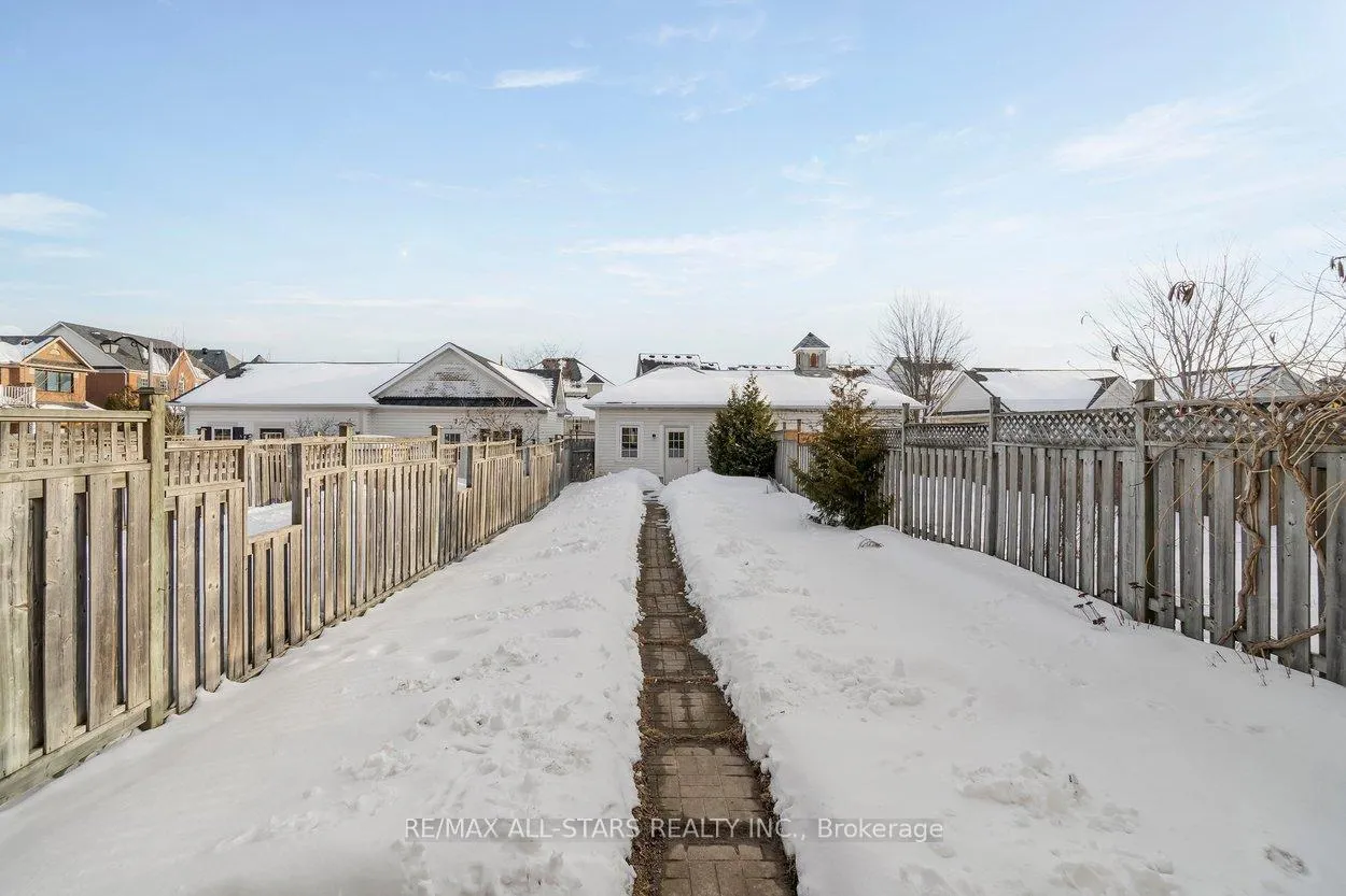Photo 45 of 33 Christian Reesor Park Avenue, Markham, Cornell — HOMEH