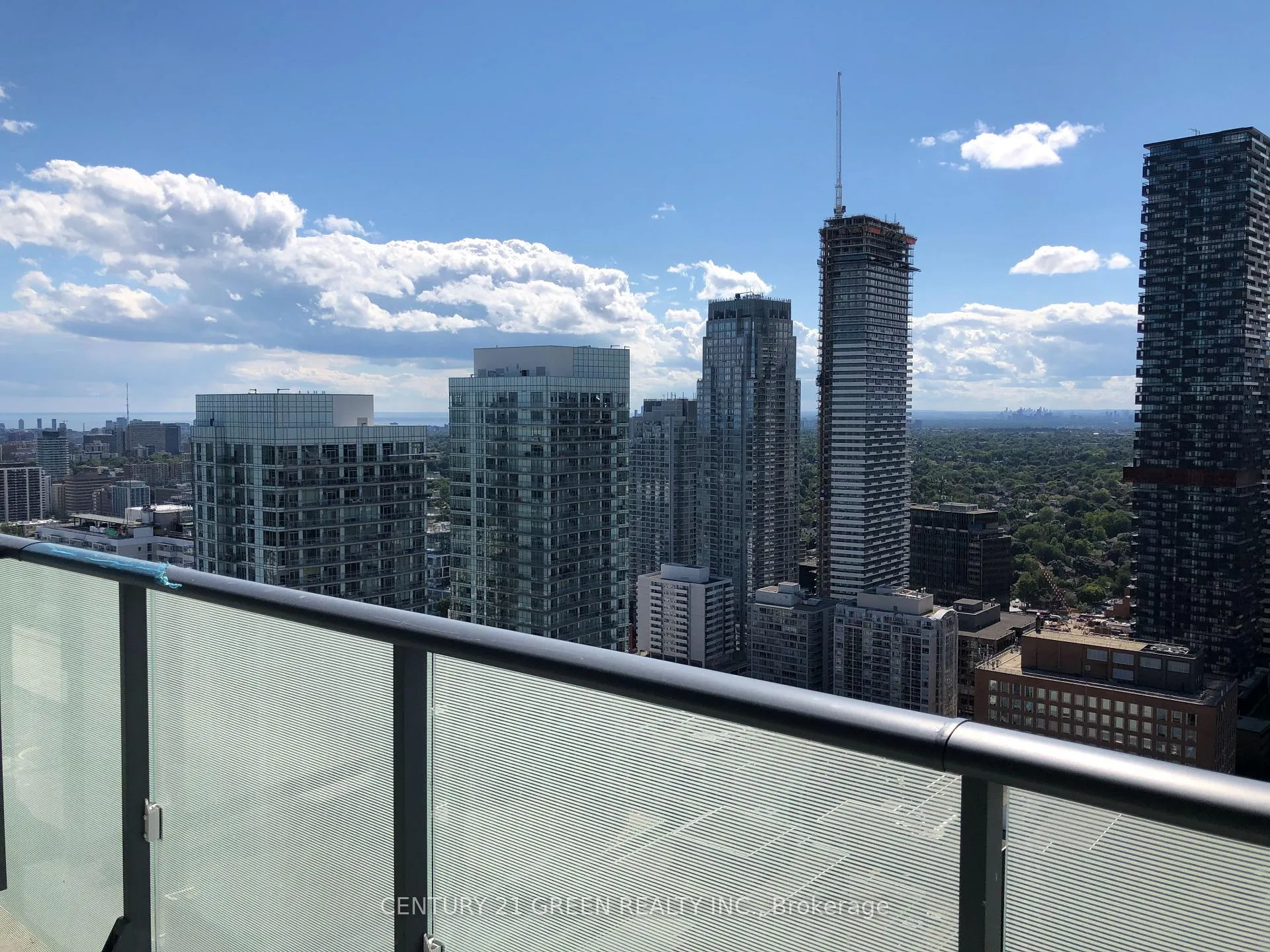 Photo 17 of Unit 4002, 161 Roehampton Avenue, Toronto, Mount Pleasant West — HOMEH