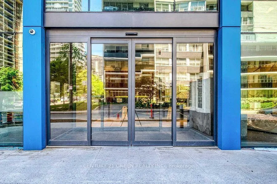 Photo 19 of Unit 4002, 161 Roehampton Avenue, Toronto, Mount Pleasant West — HOMEH