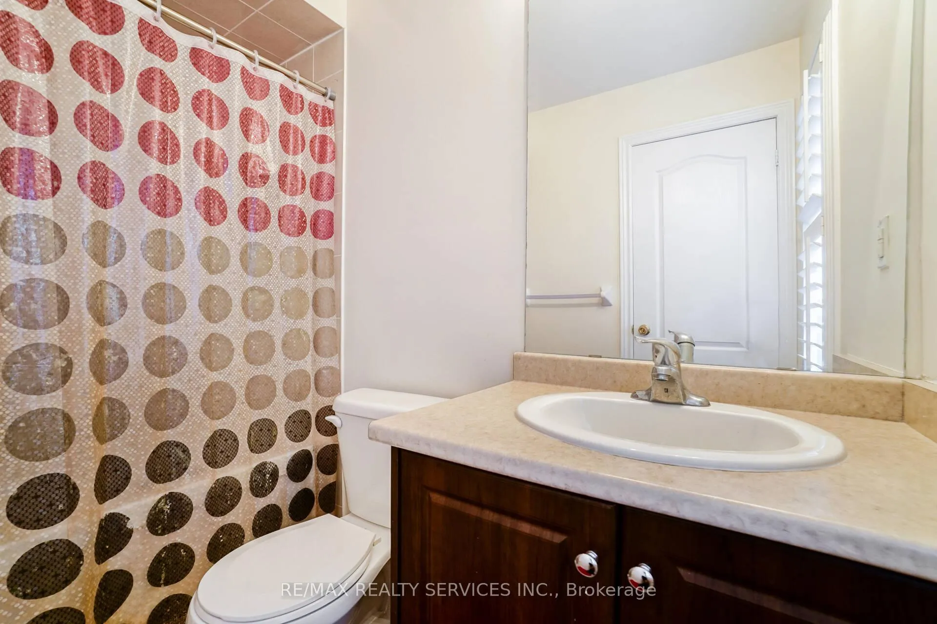 Photo 21 of 49 Sea Drifter Crescent, Brampton, Bram East — HOMEH