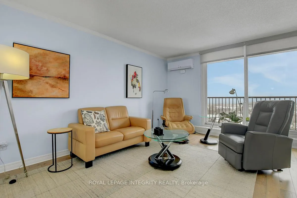Photo 3 of Unit 1512, 665 Bathgate Drive, Ottawa, Carson Meadows — HOMEH