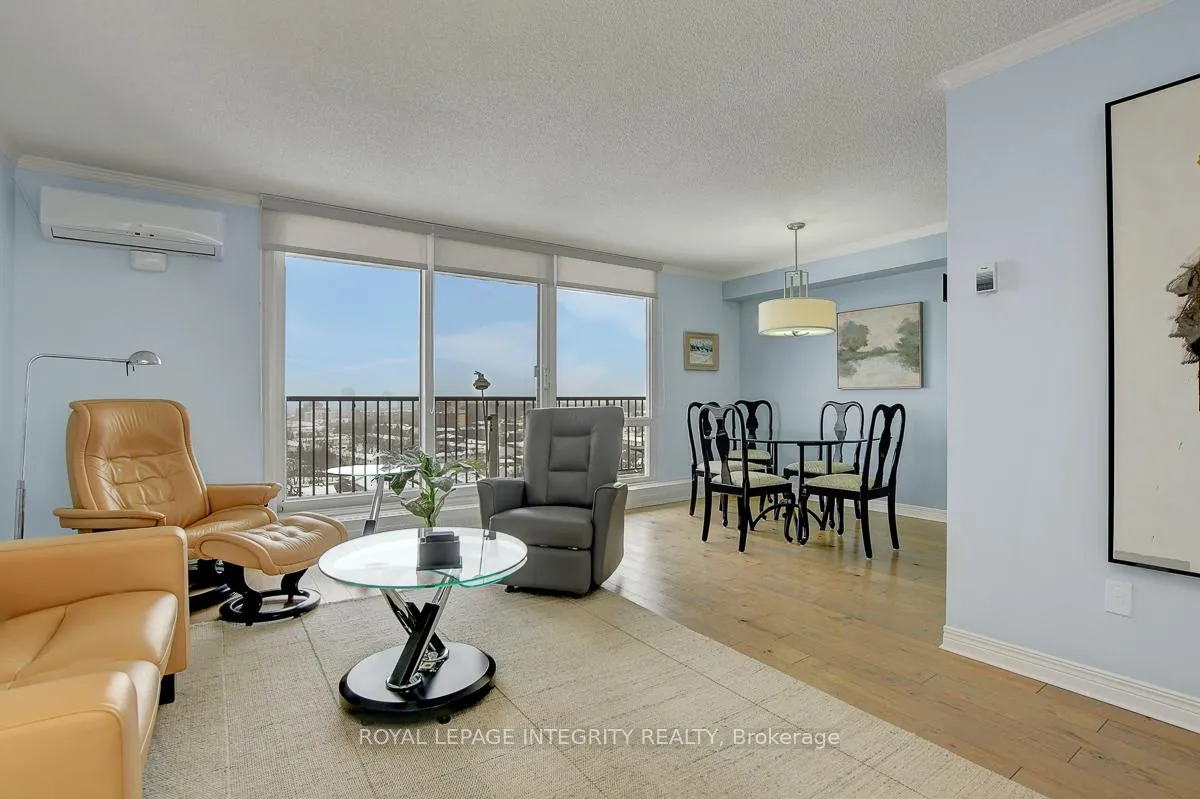 Photo 4 of Unit 1512, 665 Bathgate Drive, Ottawa, Carson Meadows — HOMEH