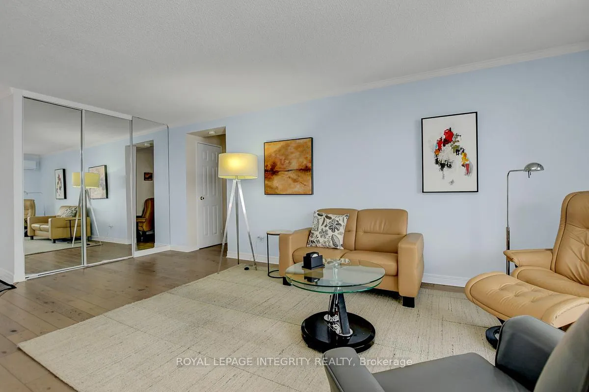 Photo 6 of Unit 1512, 665 Bathgate Drive, Ottawa, Carson Meadows — HOMEH
