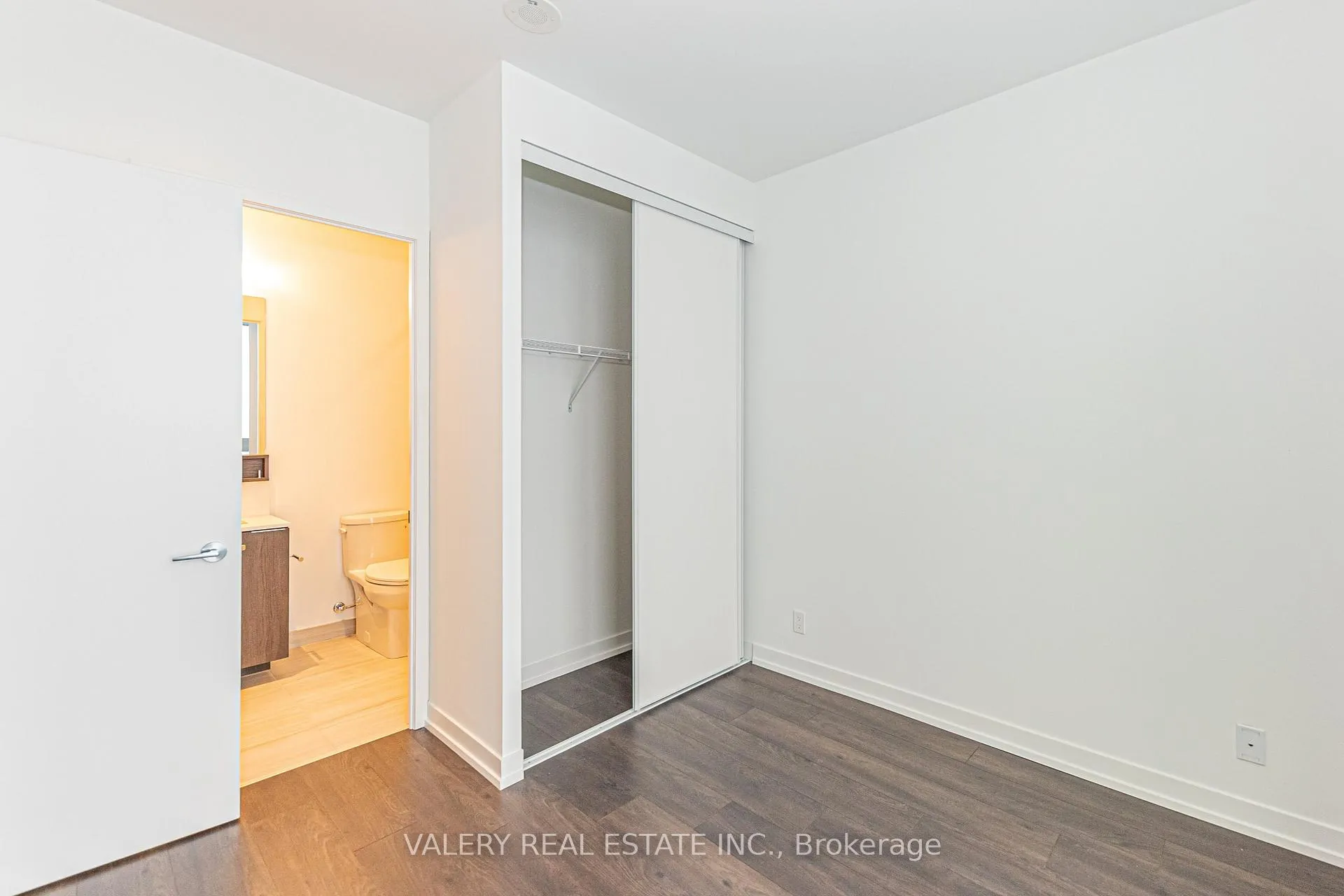 Photo 3 of Unit PH06, 5 Buttermill Avenue, Vaughan, Vaughan Corporate Centre — HOMEH