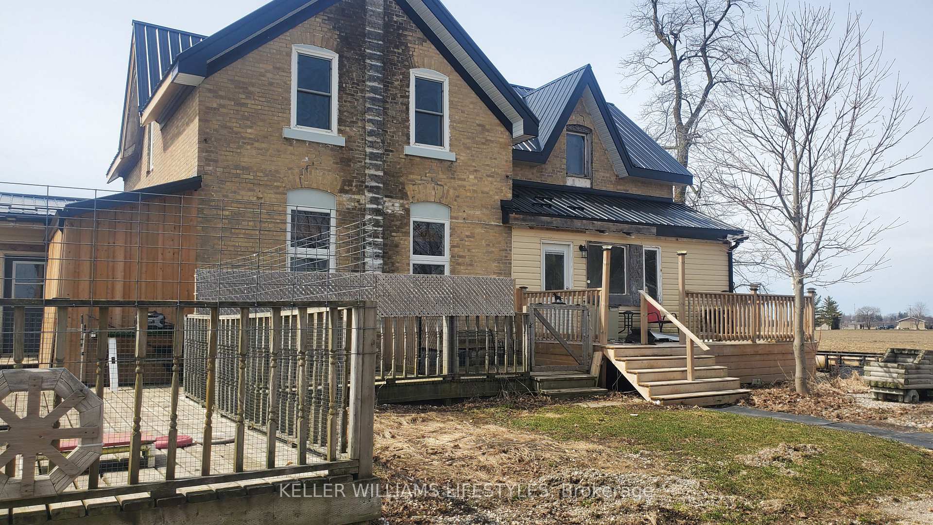 Photo 3 of 43057 Winthrop Road, Huron East, McKillop — HOMEH
