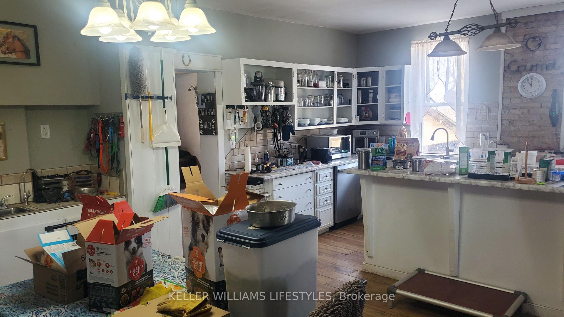 Photo 4 of 43057 Winthrop Road, Huron East, McKillop — HOMEH
