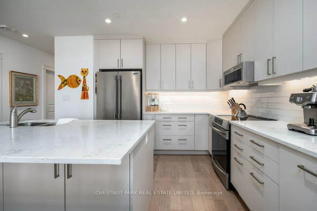 Photo 12 of Unit 302, 17 Cleave Avenue, Prince Edward County, Picton Ward — HOMEH